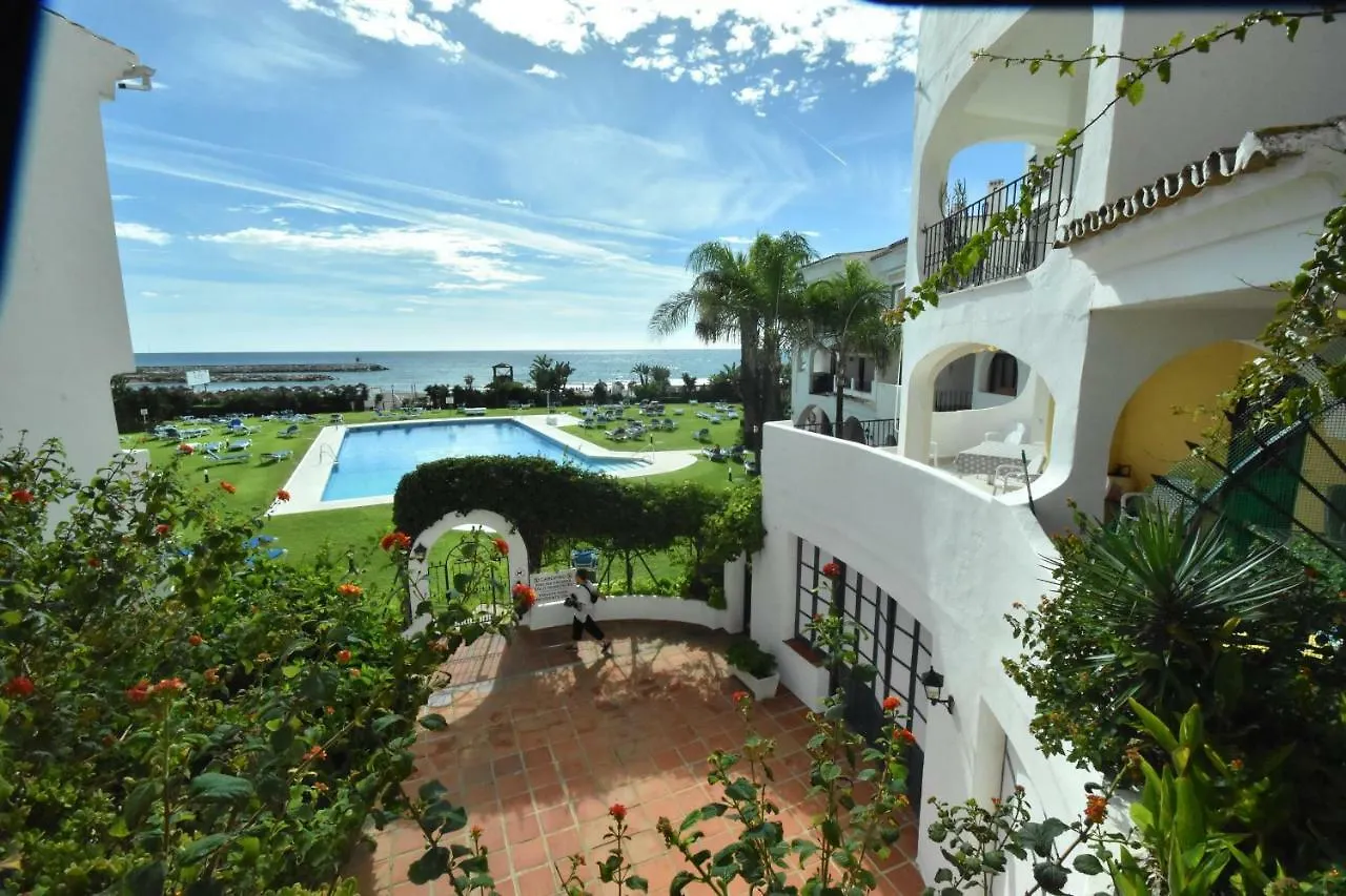 Cabopino Apartament, Marbella\'S Beach location